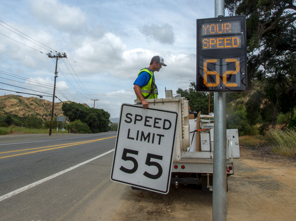 Your License Plate Is Being Used to Spy on You