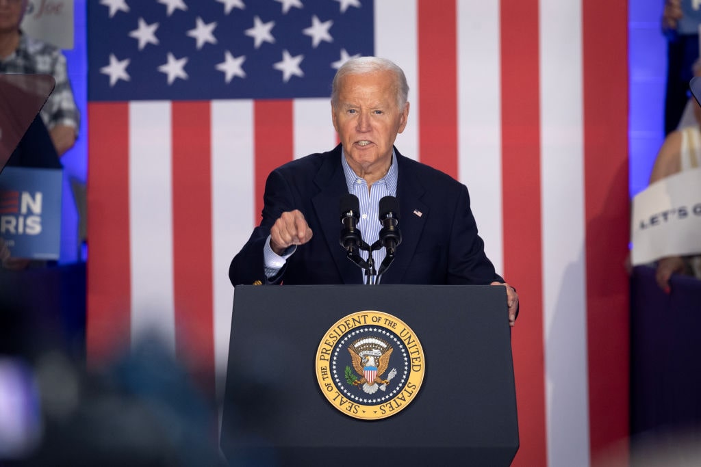 Biden Digs In as Donors Get Cold Feet